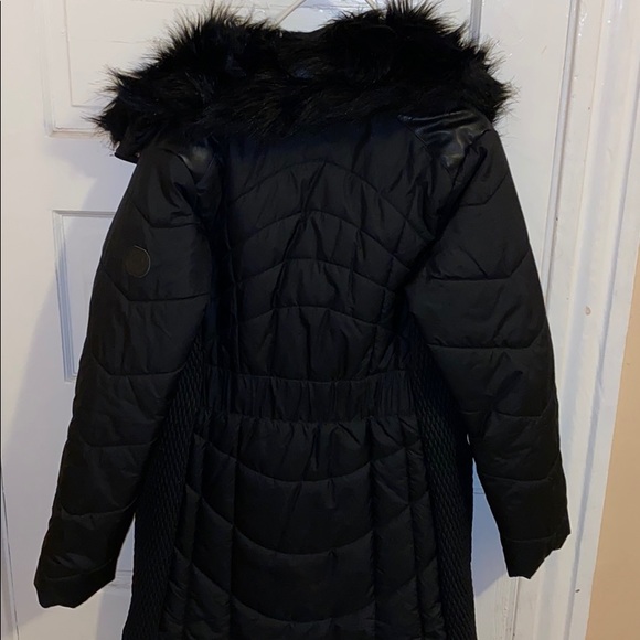 Winter jacket - Picture 3 of 3